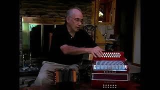 How to Play Diatonic Accordions