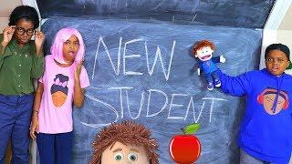 NEW STUDENT AT SCHOOL! - Onyx Kids