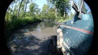 LINE OF JEEPS IN MUD TRAIL - BROOKLYN OFFROAD MANIACS