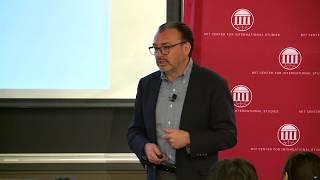 Luis Videgaray speaking about AI and economic questions