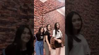 yg ditengah klimaks duluan