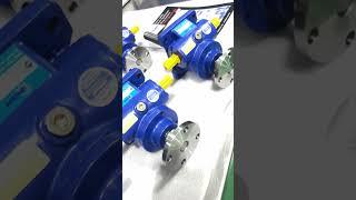 screw jack with top plate is consist of a jack screw, a gearbox, and a lifting mechanism #screwjack