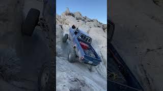 Close call for gunner #martecengineering #rockcrawler #toyota