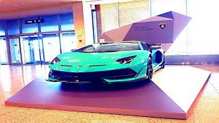 автоподиум LAMBORGHINI с пилоном