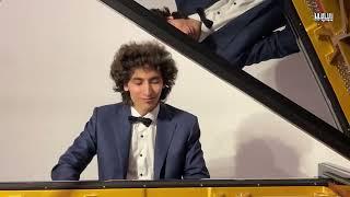 Roman Borisov (Piano) plays Johannes Brahms, 4 Klavierstücke, Op. 119.