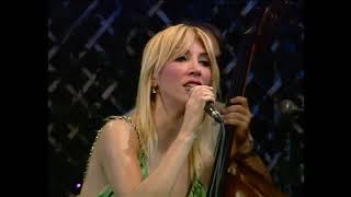 Hande Yener, Akustik Konser, 3 Mart 2013