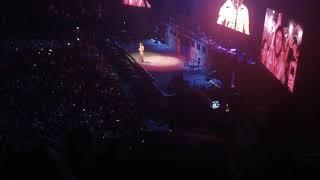 Fan Onscreen Kills ‘Lights Please’ verse | J. Cole (Auckland, NZ)