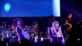 Shakira The Sun Comes Out Tour Frankfurt She Wolf