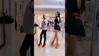 超模教父，美女走秀訓練課程。 #造型 #時尚