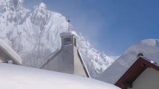 Langen am Arlberg (Vorarlberg) Geläute der Expositurkirche zur hl. Theresia vom Kinde Jesu