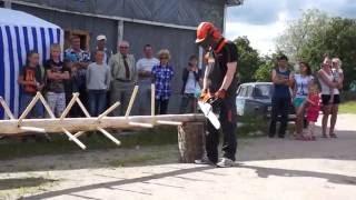 ВАЛЬЩИК ЛЕСА ВИРТУОЗ ПАВЕЛ РОЖКОВ. ДЕНЬ СЕЛА. МАСТЕРСТВО. ОБРЕЗКА СУЧЬЕВ.