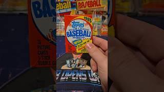 1985 Topps Baseball Cards Wax Pack Opening #baseballcards #baseball #baseballszn