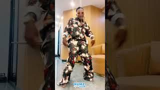 Innoss’B dancing Sous-sol by Werrason & Wenge MusicaMaison Mère