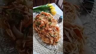 chicken spicy noodles #youtubeshorts #flavorflame #chickenandvegetablespaghetti #chowmein