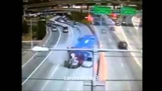 CAR CRASH VIDEOS  (826)