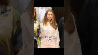 they are very tall #kingfelipe #queenletizia #princessleonor #infanta_sofía