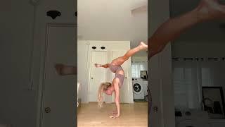 Leg Stretch Hip Split Easy Flexibility Yoga Flow #shorts #yogaexercise #yoga
