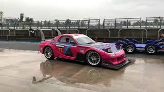 Loading Time attack RX-7 onto air  bagged Trailer