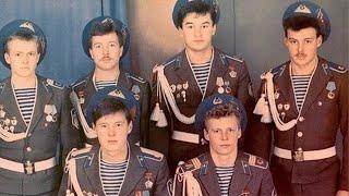 АРМЕЙСКИЕ ПЕСНИ ПОД ГИТАРУ!!! АККОРДЫ К ПЕСНЕ В ОПИСАНИИ К ВИДЕО! (Голубые береты - Дембеля)  #ВДВ