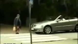 Grandma crossing airbag Honking Fail.MP4