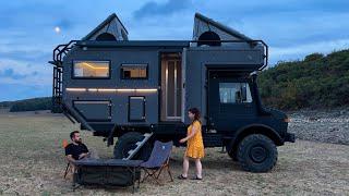 WE CAMPED IN AN OFF ROAD CARAVAN WITH CONVERTIBLE ROOF