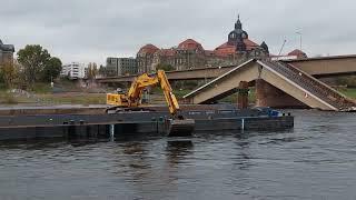 Carolabrücke Dresden 14.11.24 | Baggerarbeiten in der Elbe