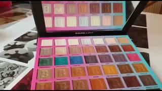 Going OutOut 42 Colour Eyeshadow Palette