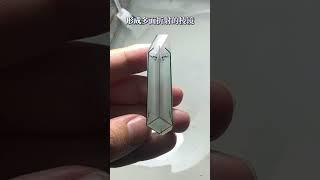 干干净净的“小冰块”，如果是你会想怎么设计？ #玉石魅力 #翡翠雕刻 #玉石雕刻 #传统手艺 #高端翡翠