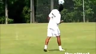 Ronaldinho Freestyle