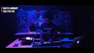 Masta Luminary making a chill downtempo afrotech afro house live set on novation launchkey & push