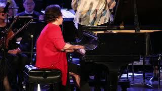 Gershwin Rhapsody in Blue - Chiu-Ling Lin, pianist with Bravura Philharmonic Orchestra