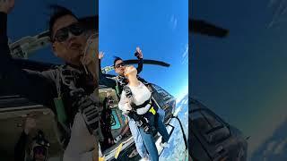 #extremesports #skydiving #100000subscribe #parachute #beach