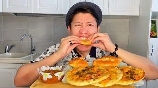 МУКБАНГ ОНА МЕНЯ ПРЕДАЛА 3 МИНИ ПИЦЦЫ И 2 КУРНИКА Mukbang PIZZA NOT АСМР