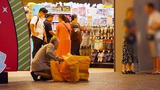 Old Man Needs Help at Midvalley Megamall