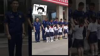 小朋友給消防員送粽子結果意外跑偏，藍朋友：我很丑？那我走？