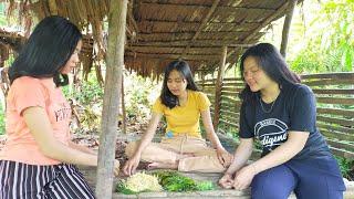 Gadis dayak berburu Kembang Durian di Hutan Bendungan Setan