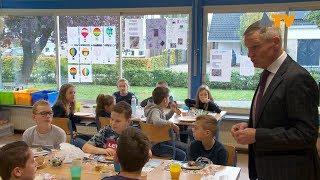 Genderen vroeg uit de veren voor het nationaal schoolontbijt - Altena TV