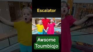 Escalator - Awsome Toumbiajo Sampah Family Premium Pictures Nickelodeon Zinc Chipmunks After Popular