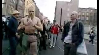 KNEECAM No.1 - the original Technoviking tape from 2000