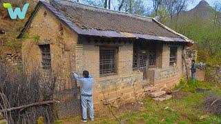 Grandfather died, the poor man returned to renovate his old house to live in.