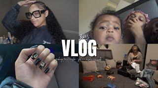 VLOG: RYLAN CAN WALK!!!!! + Pack With Me For Houston + DIY Self Maintenance + Vooglam Try On