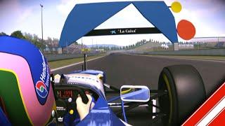 Villeneuve’s Williams FW19 Races Hard at Barcelona