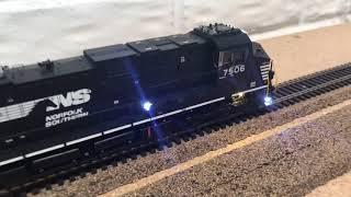 Athearn Genesis ES40DC NS 7506 w/ Custom LED lighting