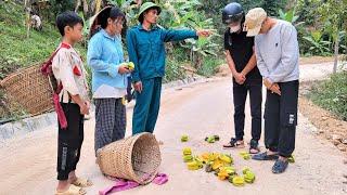 Poor girl was harmed by bad guys, luckily saved by police officer and boy Dat