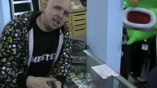 Visiting Game Deals game store - Gamester81