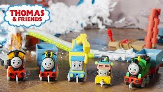 Bubble Bath Falls | Thomas & Friends Shorts | Kids Cartoon