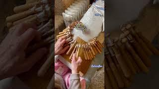 I think I found the FASTEST hands in Spain!  #bobbinlace #fiberart #art #lace #abanico #asmr