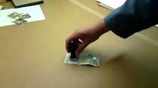 Daz's moving the fiver trick!