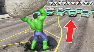 HULK vs 10 STERNE POLIZEI in GTA 5! ()