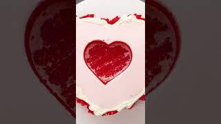 Decorating Strawberry Heart Cake #cookiesinspiration #shorts